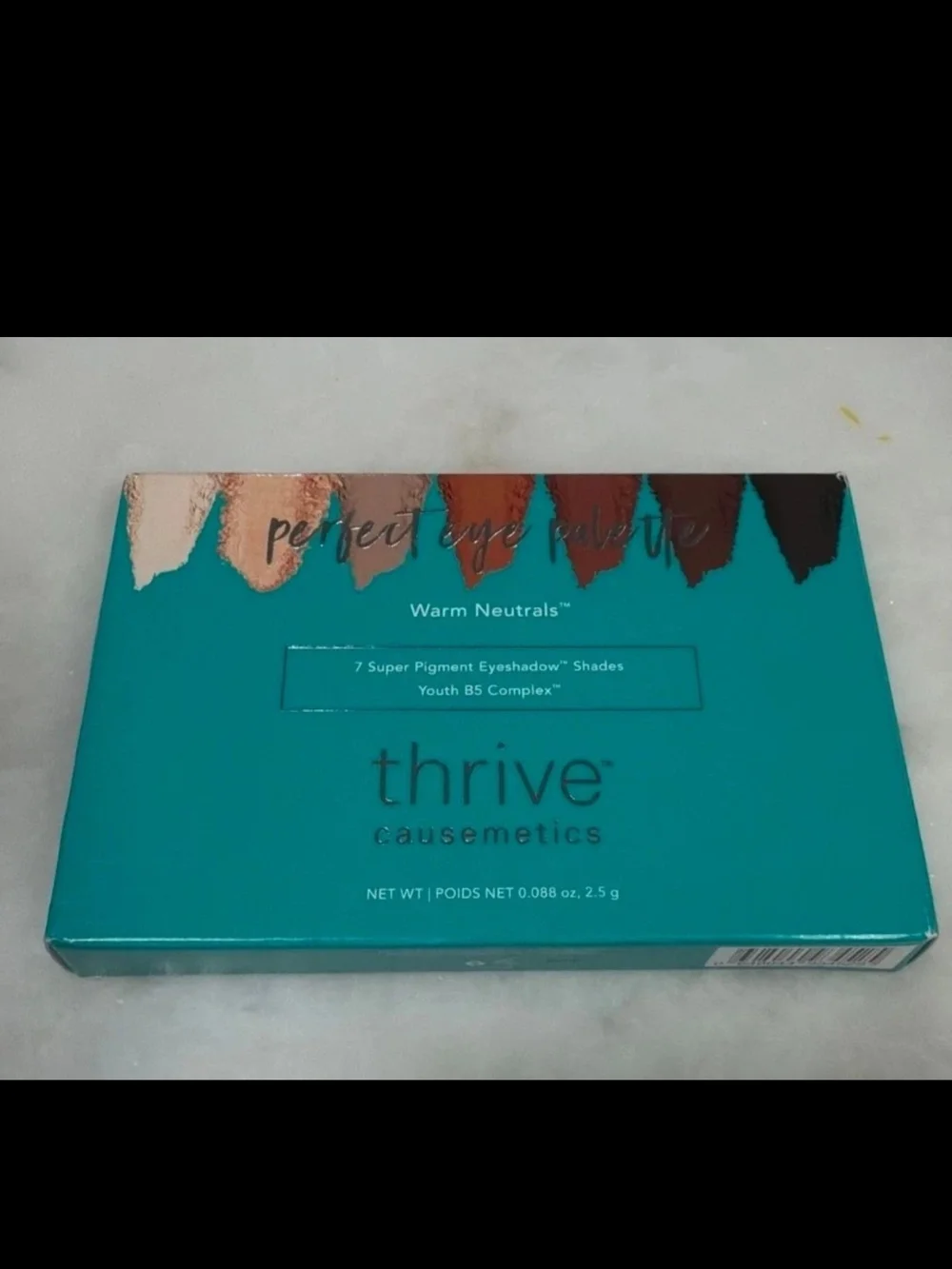 Thrive Causemetics Warm Neutrals Eyeshadow Palette - Teal Packaging